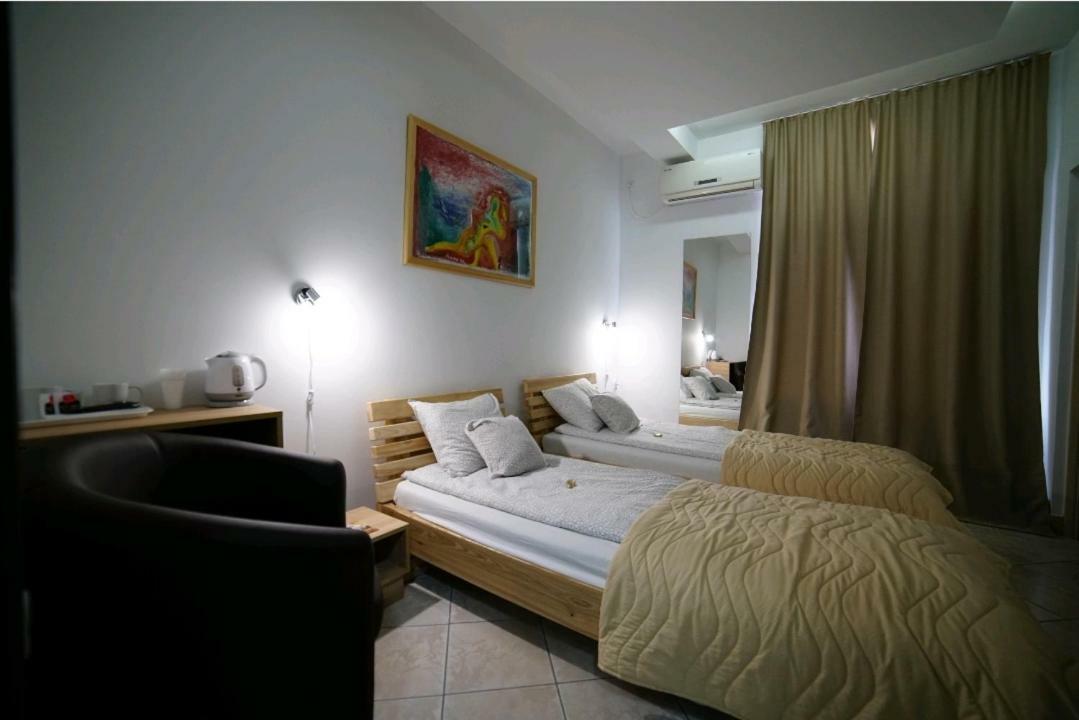 Apartmani Diksi Zrenjanin Esterno foto